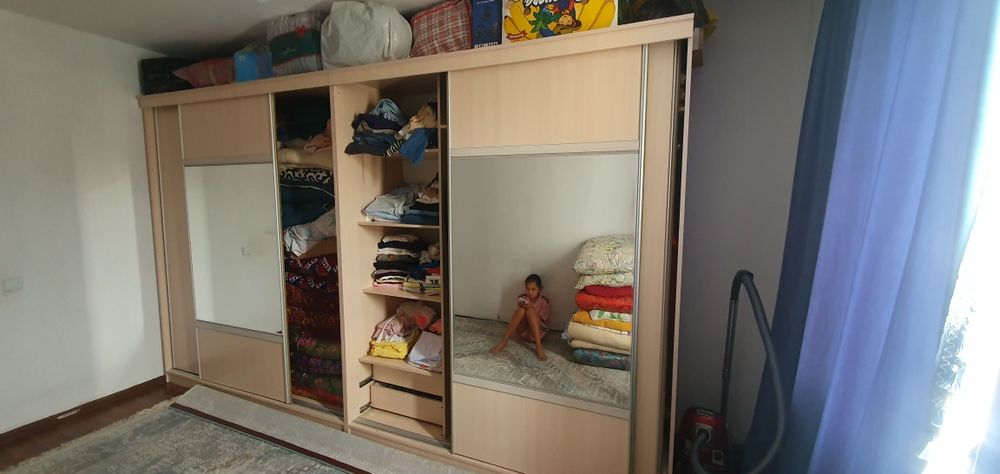 Мебель.в отличном состойяние