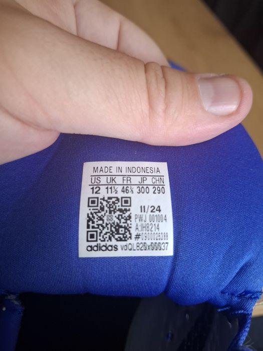 Маратонки Adidas 46/2/3