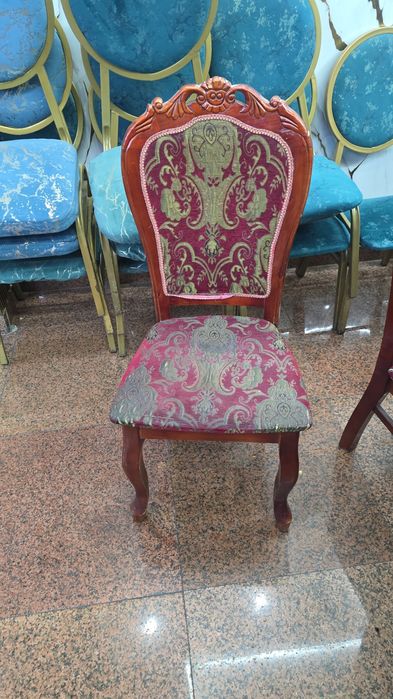 Продам Столы и стулья б/у
