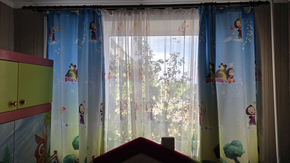 Продам детский гарнитур и детский диванчик