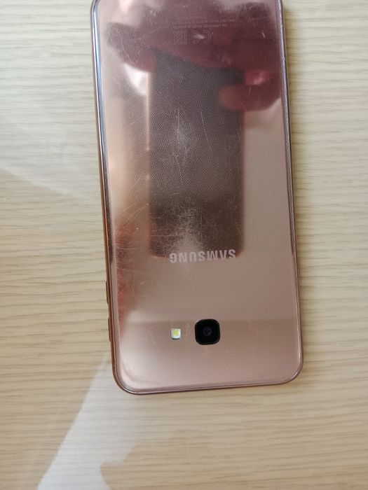 Телефон Samsung J4+, J7 pro