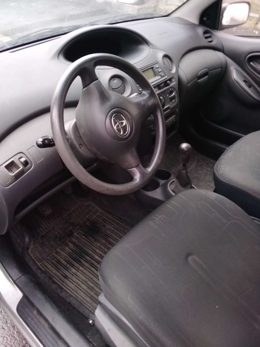 Vind Toyota Yaris 1.4 D, stare buna