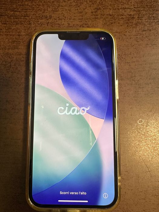 iPhone 13 бял без забележки