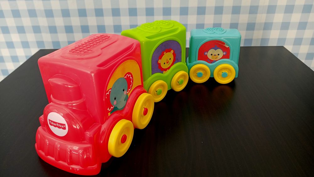 Fisher Price-Влакче пирамида 3 в 1