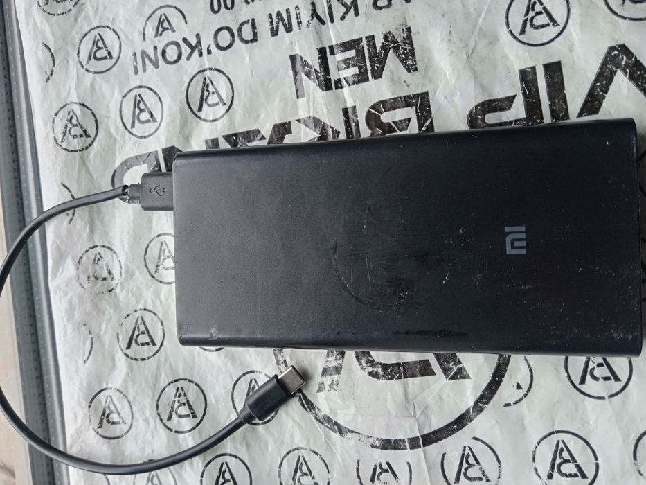 Mi power bank xitoyiki