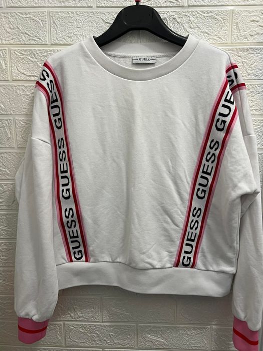 Различни марки дрехи