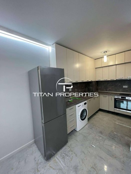 Дава се под наем Двустаен апартамент в Бургас, Славейков - 60 кв.м за 561 € - Снимка #4