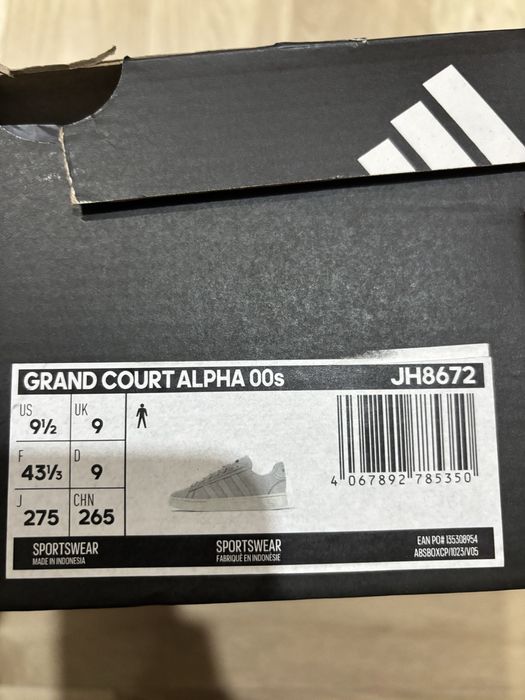 Adidas grand court alpha 00s