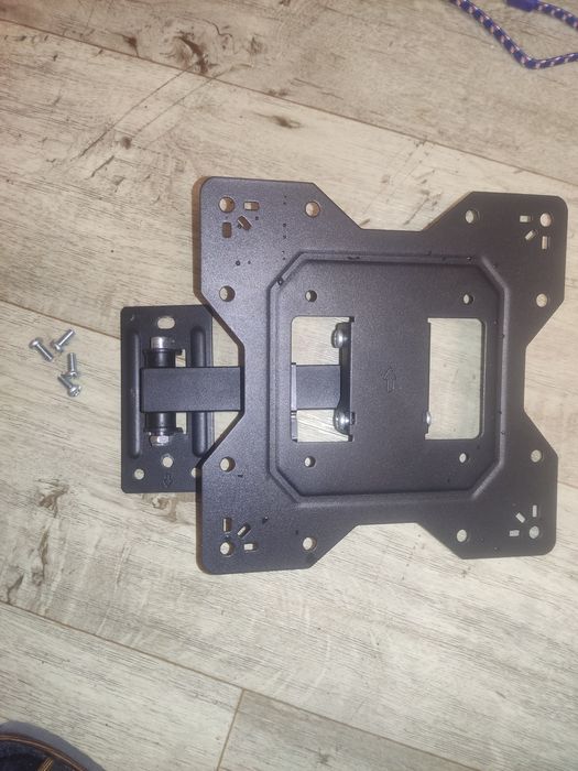 Крепеж на стену для тв