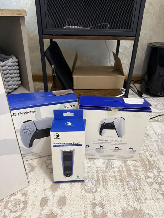 Продам Play Station 5