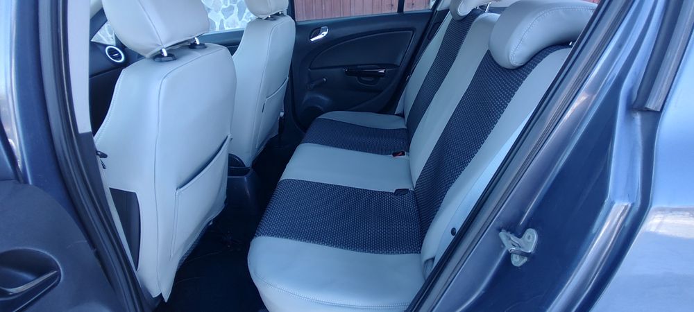 Vând Opel CORSA D