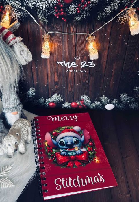 Ръчно изработен коледен тефтер Стич