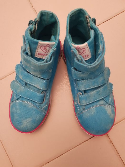 Кецове жирав тюркоазени.