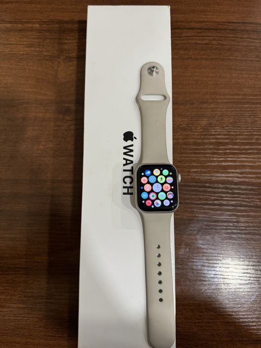 Продаю  Apple Watch