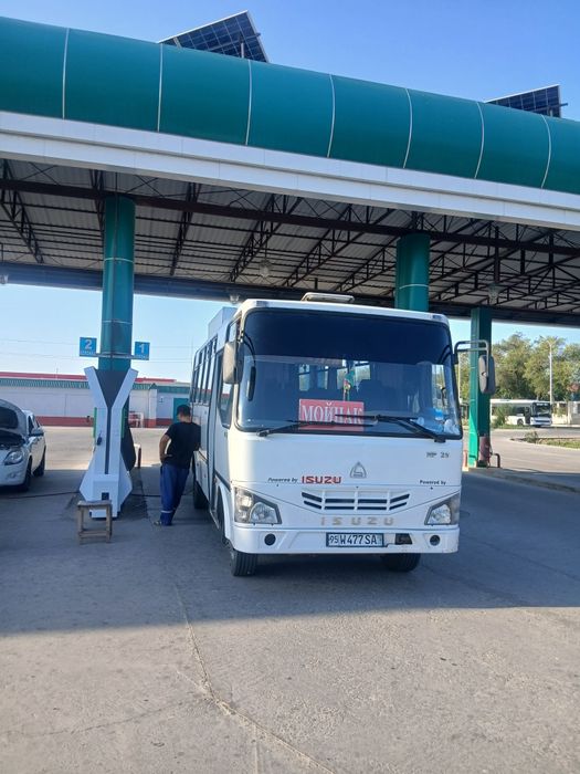 Isuzu NP 26 Metan