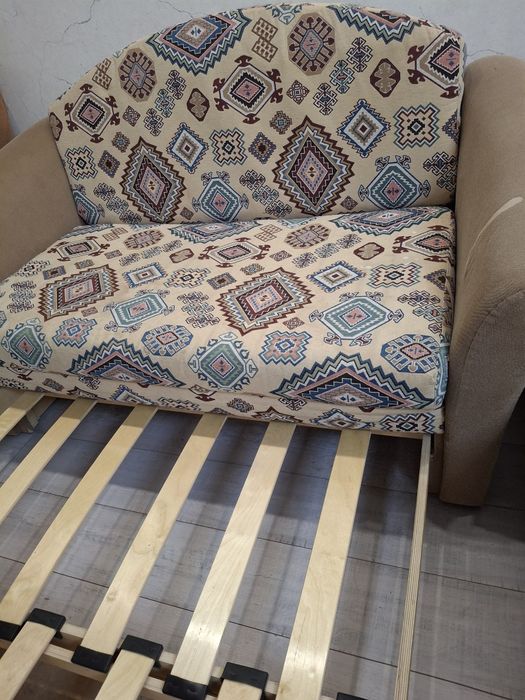 Продам  диванчик