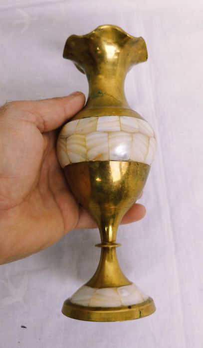 Vază vintage din bronz, 19,5cm din Marea Britanie, din anii 1972, cu carapace de broască țestoasă