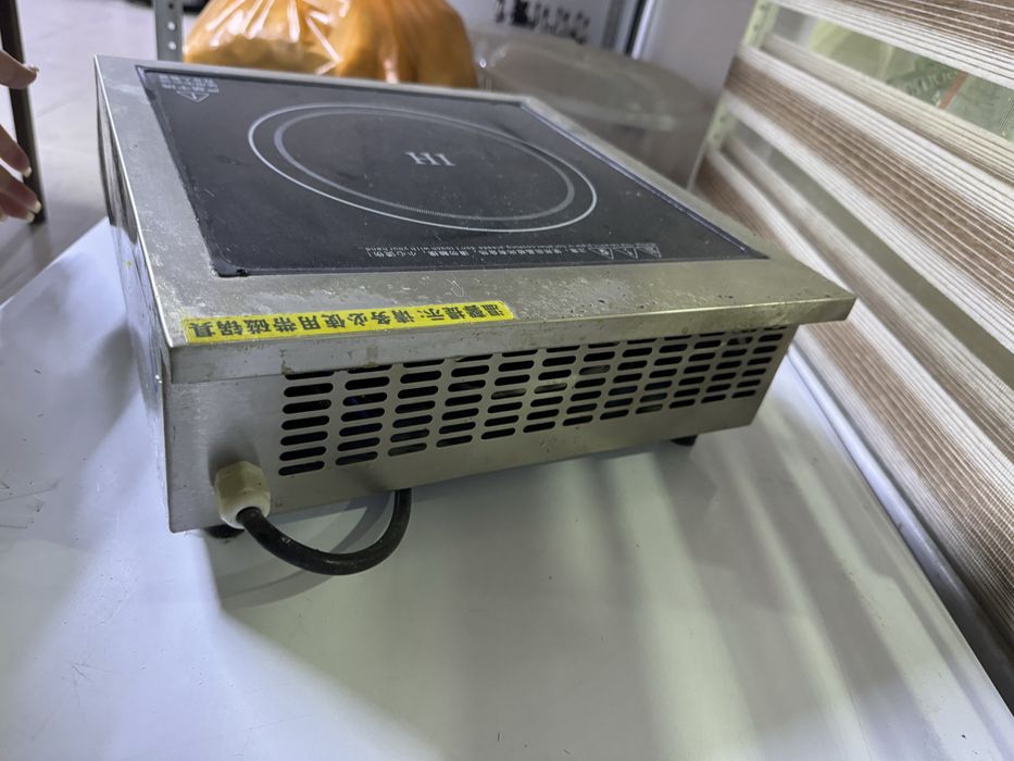 Продам плиту индукционную