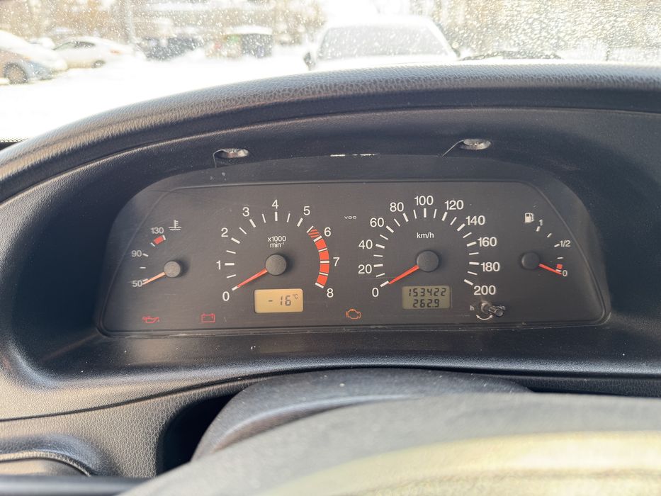 Продам ниву шевролет 2013года