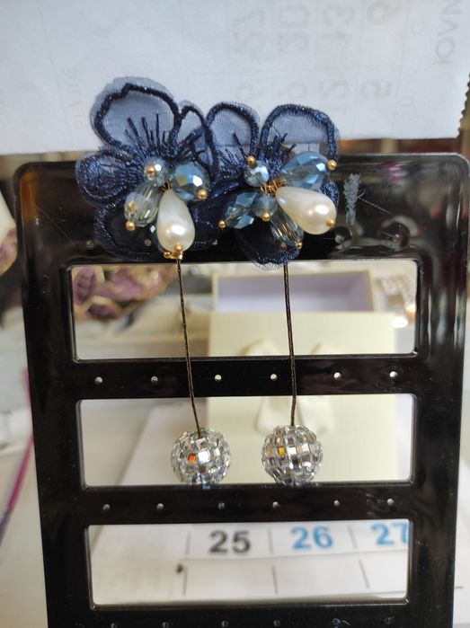 Обеци за празник и делник.