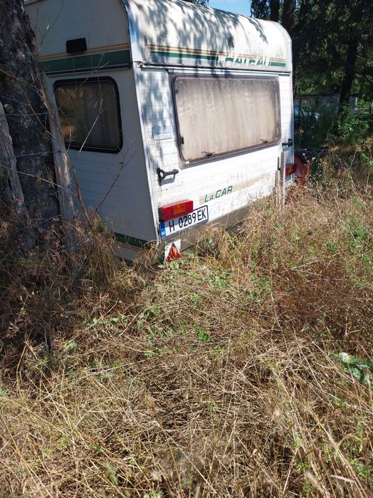 Продавам Каравана