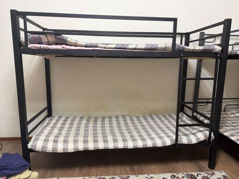 Kravat 2 etajli sotiladi