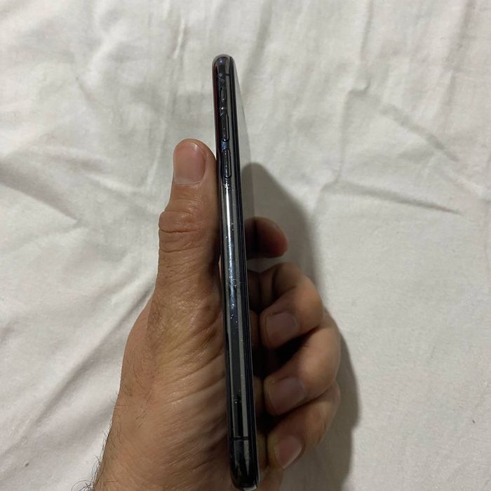 Iphone X xotrasi 64gb yomks 100%  AE/A