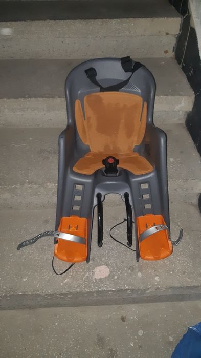 Две детски столчета за колело