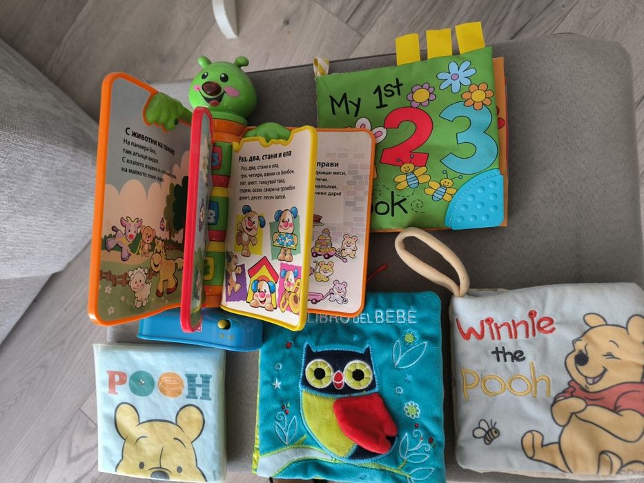 Интерактивна книжка на Fisher Price