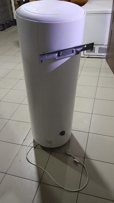 Продам бойлеры , и тепловые завесы