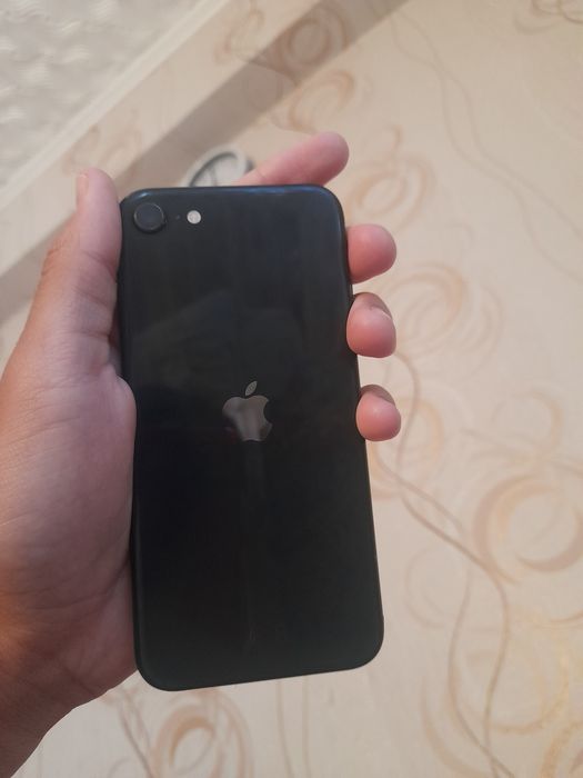 Iphone se срочна продам