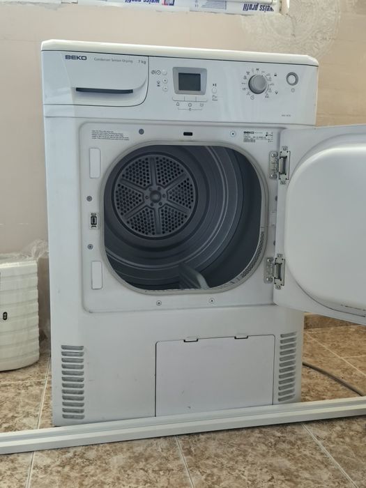 Сушилня Beko - DCU 7670