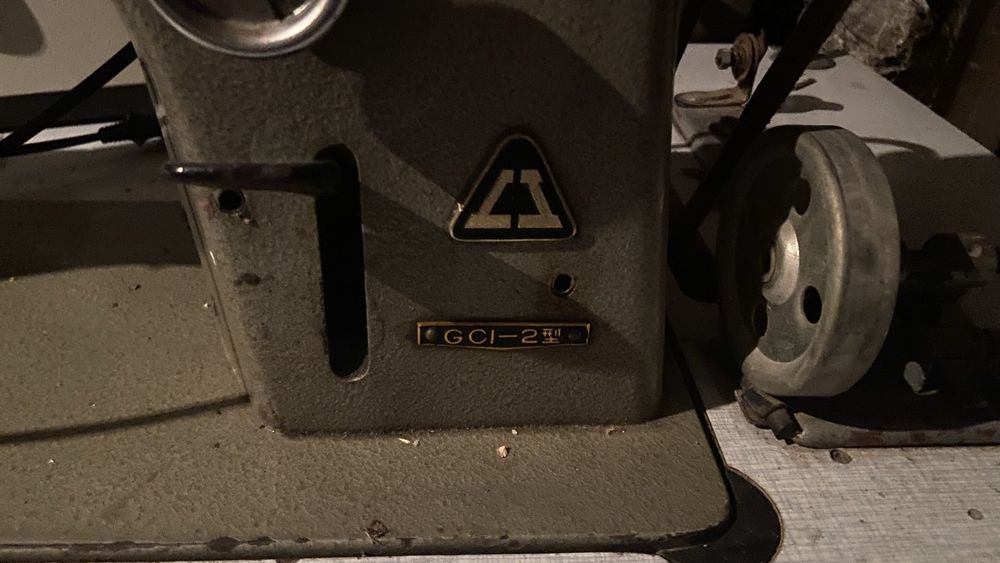 Продам швейных машин