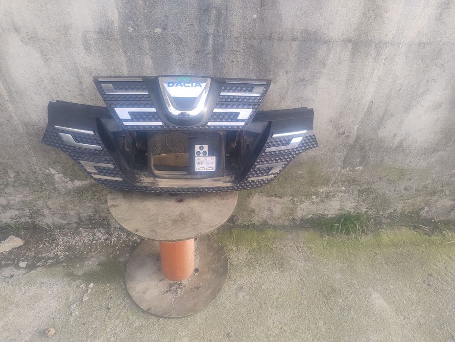 Grilă de  încărcare Dacia Spring an 2021,2022.