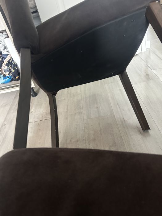 Стулья мягкие.                 .