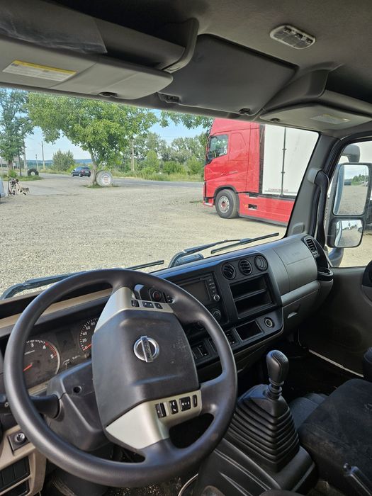 Nissan NT500 • 3.0 Diesel • 180 CP • 2013 • Prelată mare • 15.000€ Neg