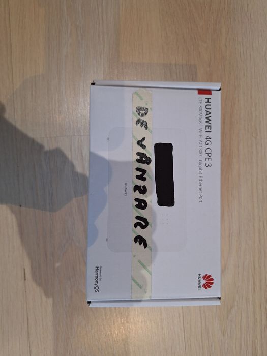 Vând Ruter Huawei