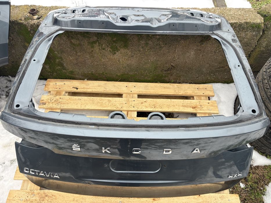 Заден капак / врата багажник за Шкода Октавия 4 / Skida Octavia IV