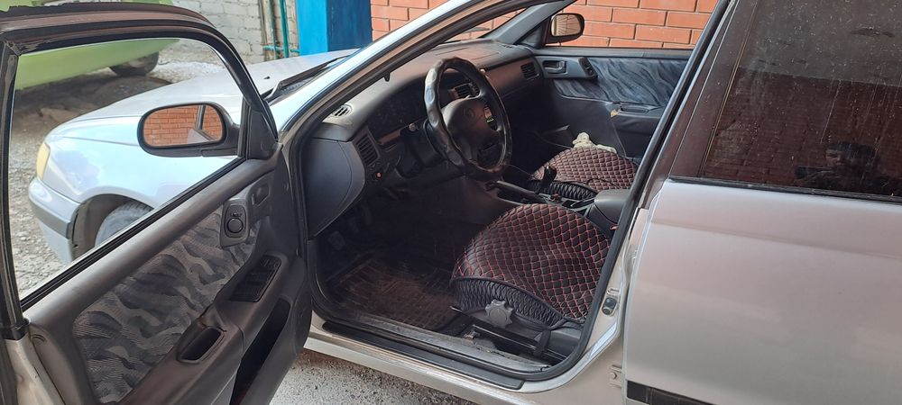 Тайота карина е сатылады