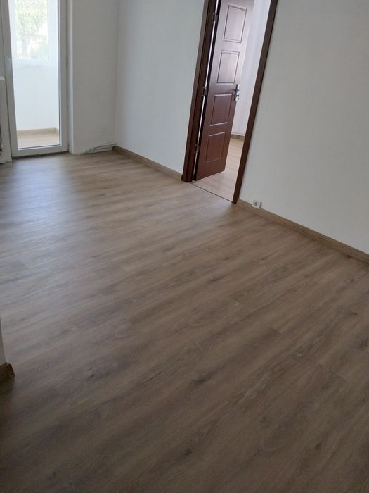 Apartament de vanzare cu trei camere