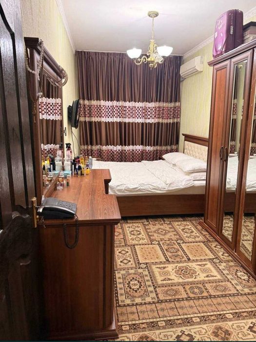 ×Чиланзар 14, 2в3/1/4 ‼️Смежка,  50м²‼️ Продаётся квартира