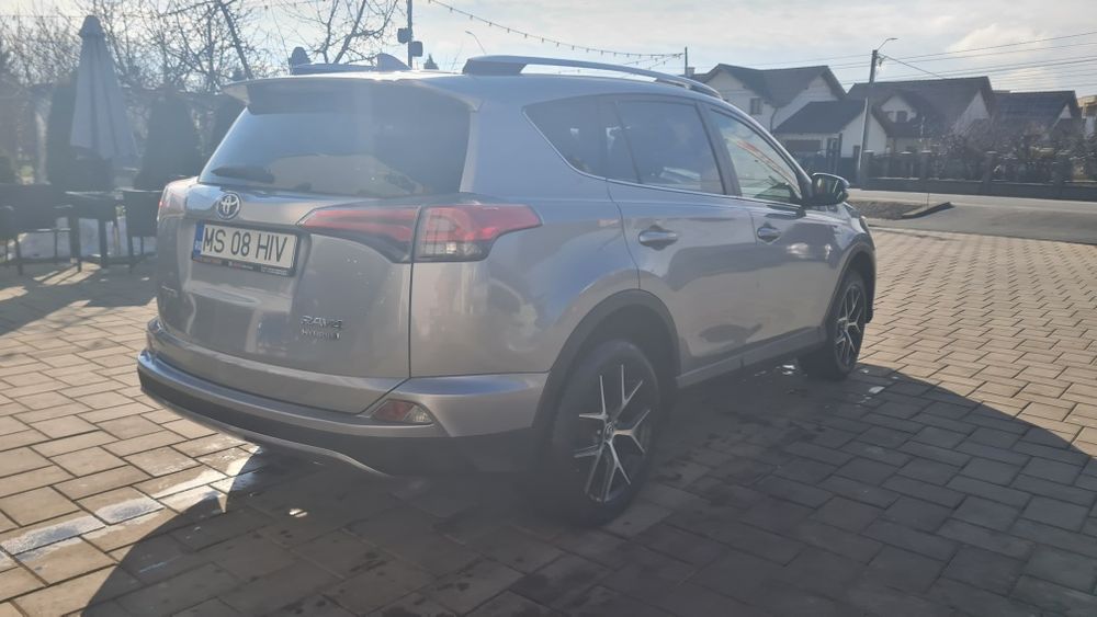 Toyota Rav 4, Hibrid, An 2017, Accept SCHIMB cu DACIA SPRING