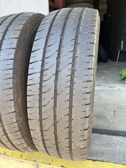 2 бр. гуми за бус 195/70/15C Semperit DOT 4718 6+ mm