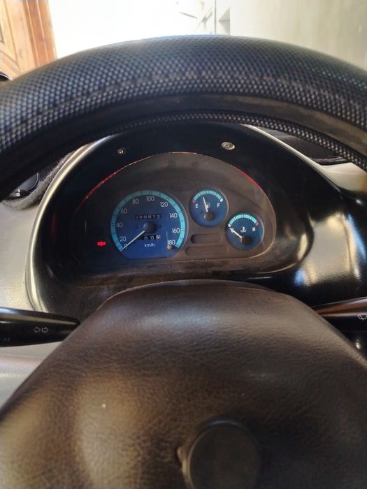 Matiz sotiladi 2000$