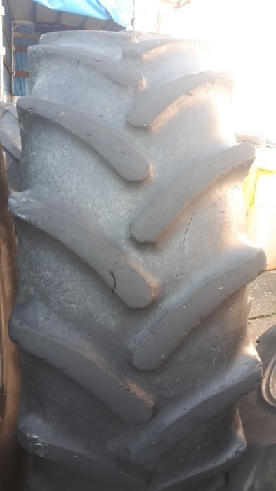 Cauciucuri tractor pentru 520/70R34