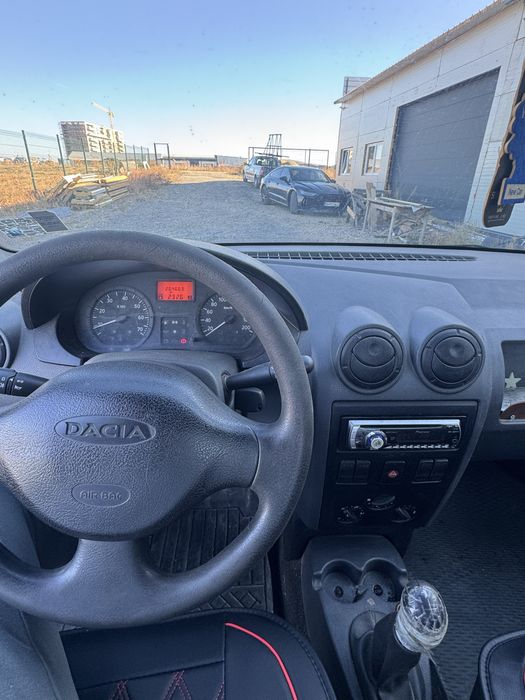 Vand Logan Pick up 1.6 benzina, 264.000 km reali verificabili