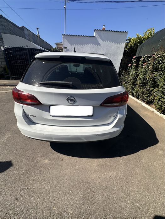 Vând Opel Astra break 2018