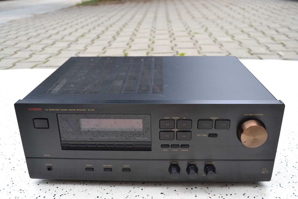 Amplificator Luxman RV 357