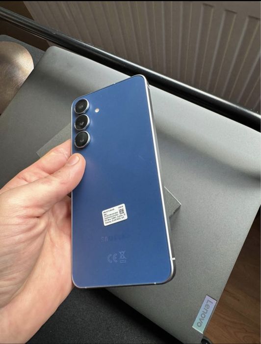 Samsung galaxy  S25 FE 2025