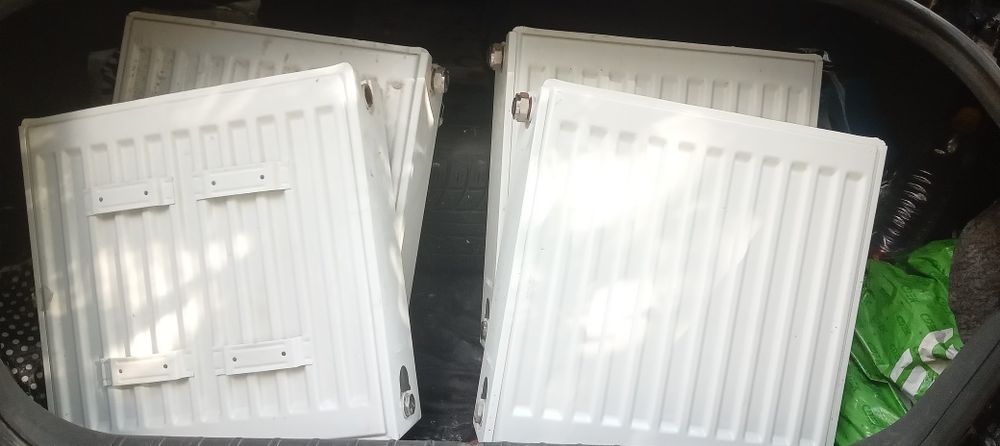 Батареи радиаторы неиспользованные